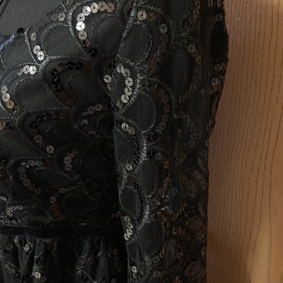 Girls Large dress - Picture 7 of 14